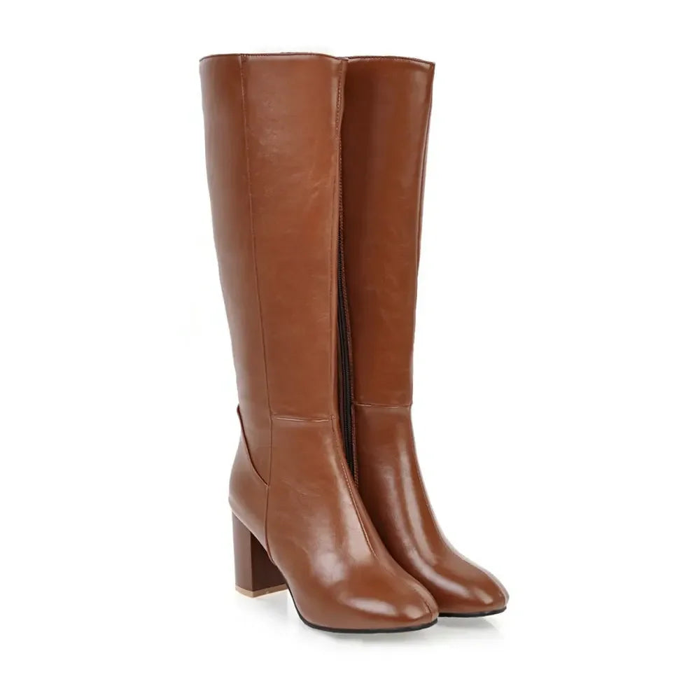 Kniehohe Stiefel mit hohem Absatz für Damen