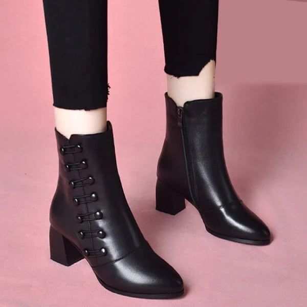 Italienischer orthopädischer Stiefel - Launch